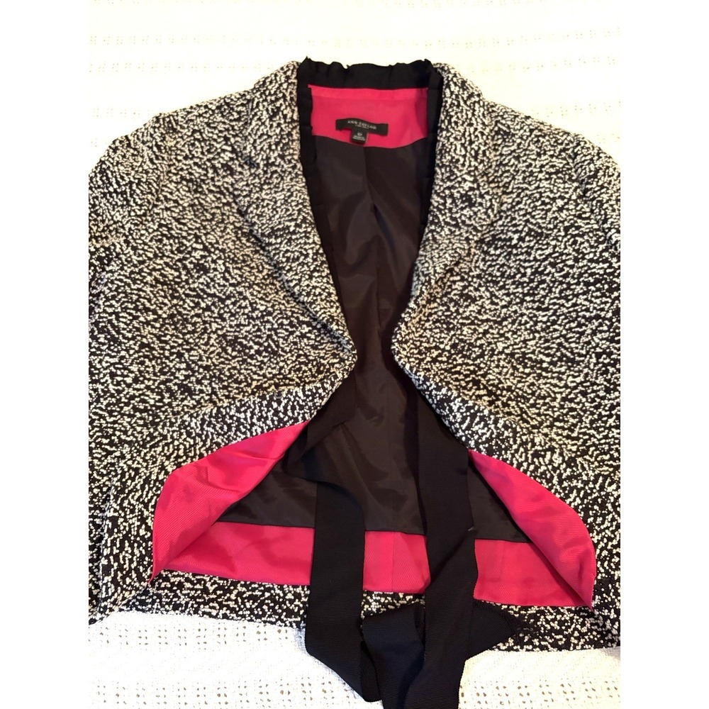 Ann Taylor Boucle Jacket 12 Black White Pink Blazer, Cropped, Ribbon Tie,‎ Chic